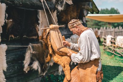 „Gyvosios archeologijos dienos Kernavėje“