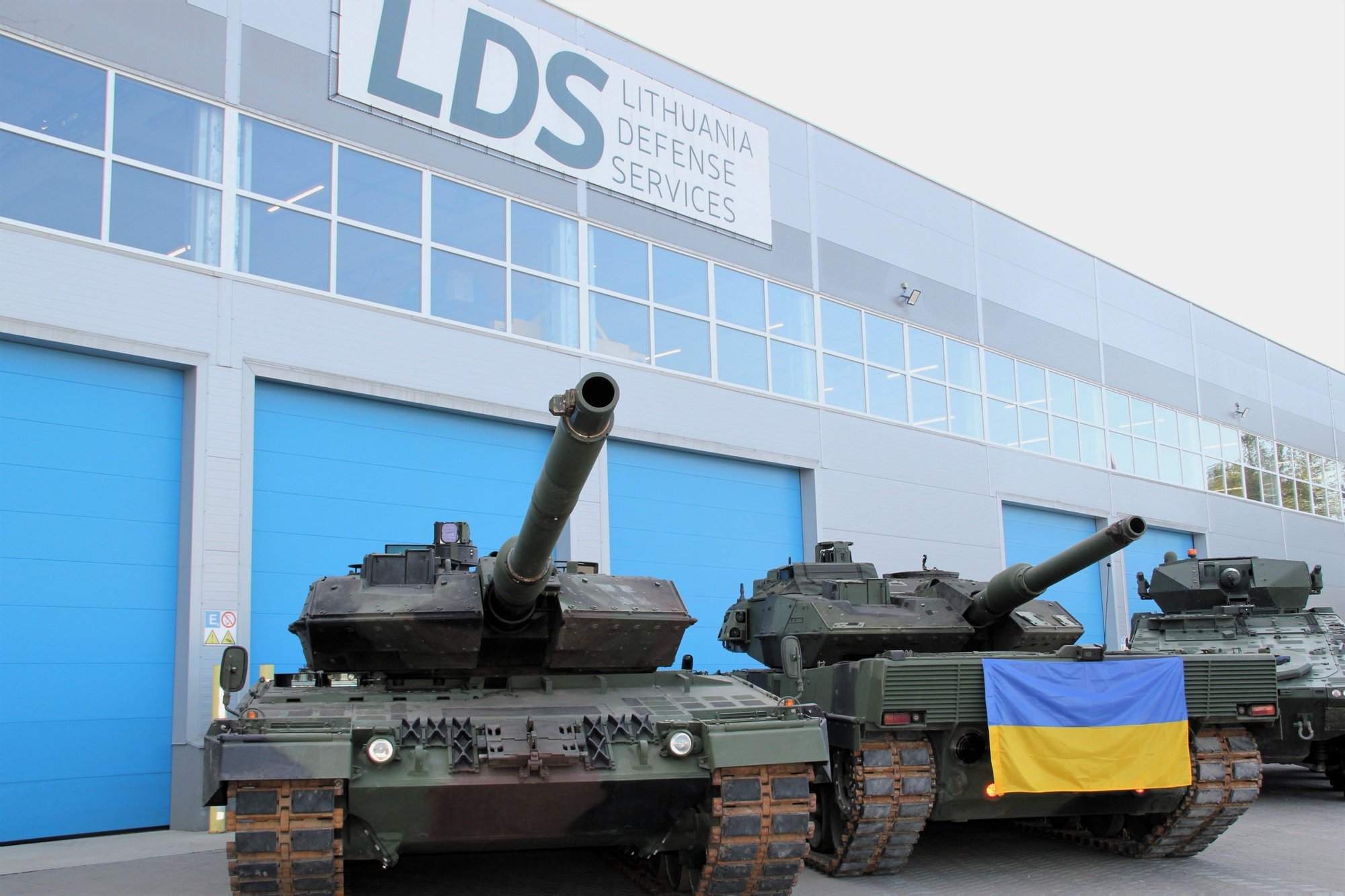 Lithuania repairs and prepares Leopard 2 tanks for transfer to Ukraine