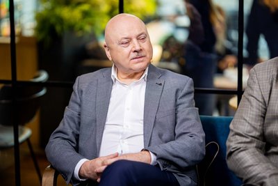 Dr. Romas Gružauskas