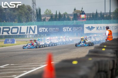 Lenktynininkas Markas Šilkūnas – pirmasis FIA autosporto žaidynių čempionas iš Lietuvos.