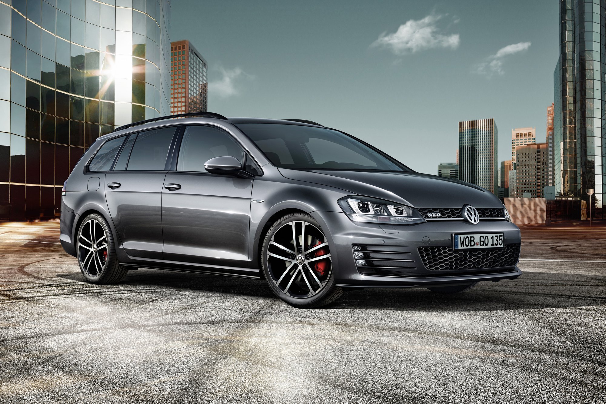 Golf“ universalas turės sportišką dyzelinę GTD versiją - Delfi auto