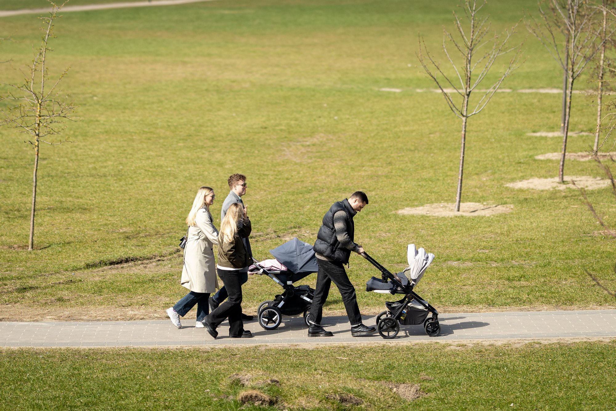 Lithuania Boosts Childbirth Grant, But Parents Demand More
