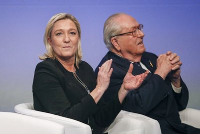 Jeanas Marie Le Penas su dukra Marine Le Pen