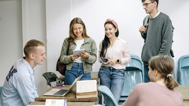 Kaip nepamesti galvos ir teisingai užpildyti prašymą stoti į aukštąją mokyklą