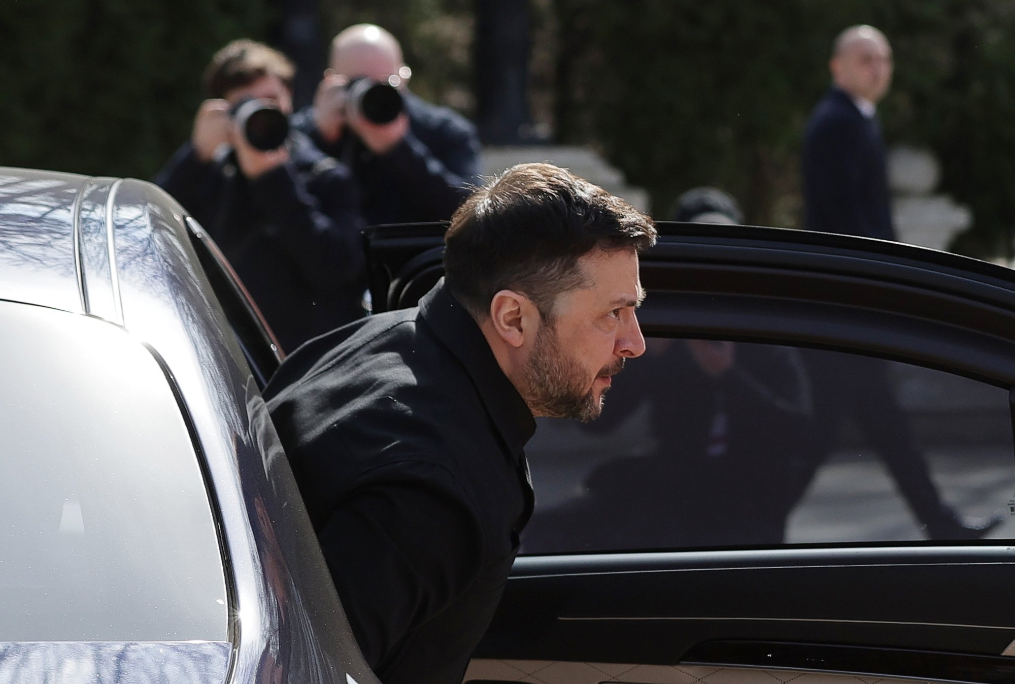 „Politico“: Zelenskio tonas pastebimai pasikeitė