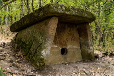 Dolmenas Gelendžike, Krasnodaro regione, Rusijoje