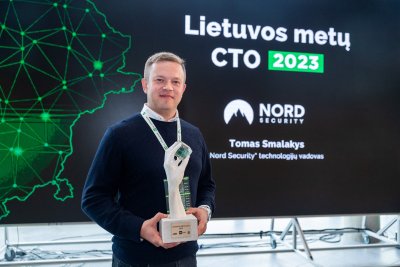 Išrinktas „Lietuvos Metų CTO“: trofėjus susišlavė „Nord Security“ technologijų vadovas Tomas Smalakys