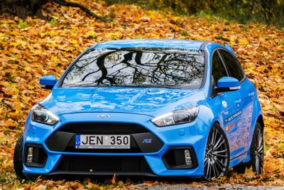 "Ford Focus RS"