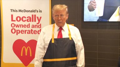 Darbuodamasis „McDonald’s“ užkandinės virtuvėje, Trumpas nepraleido progos išvadinti Harris melage