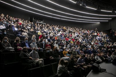 Keistuolių teatras atvėrė duris