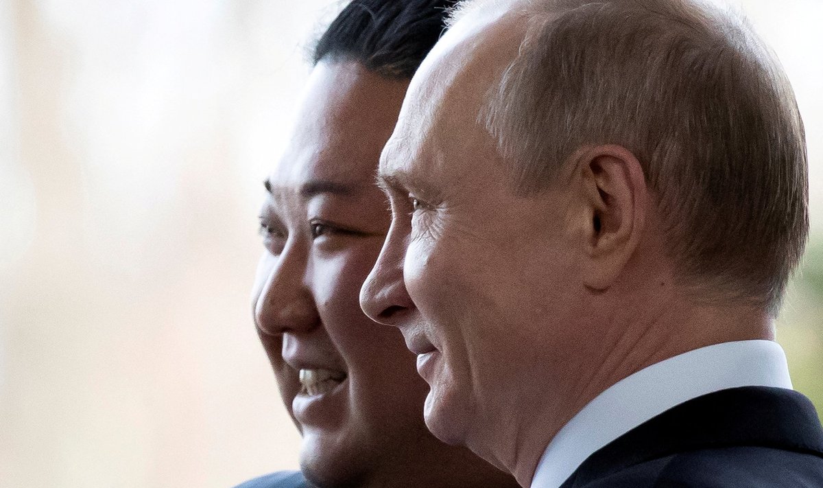 Šiaurės Korėjos lyderis Kim Jong-unas ir V. Putinas