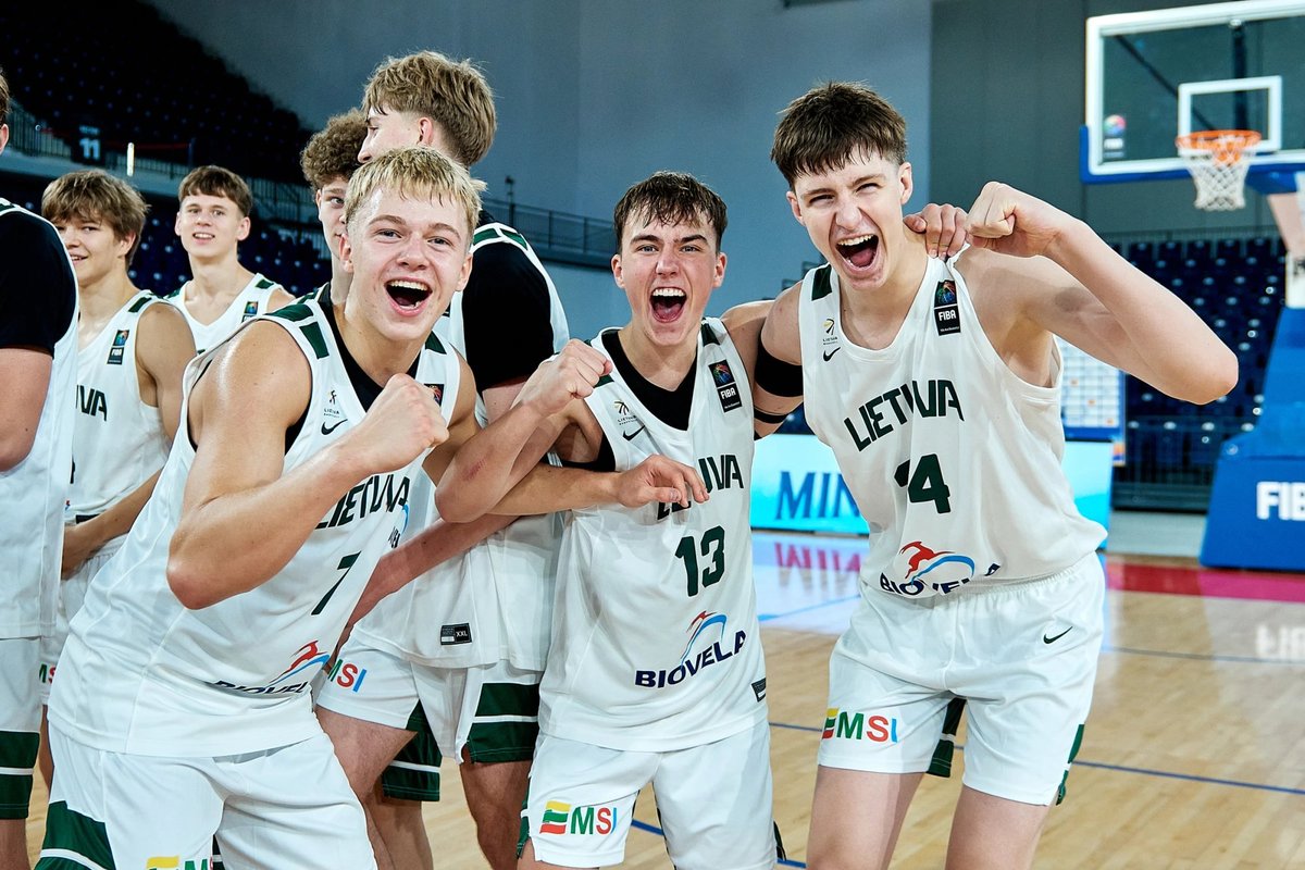 Jasikevičius ir Lietuvos U16 rinktinė