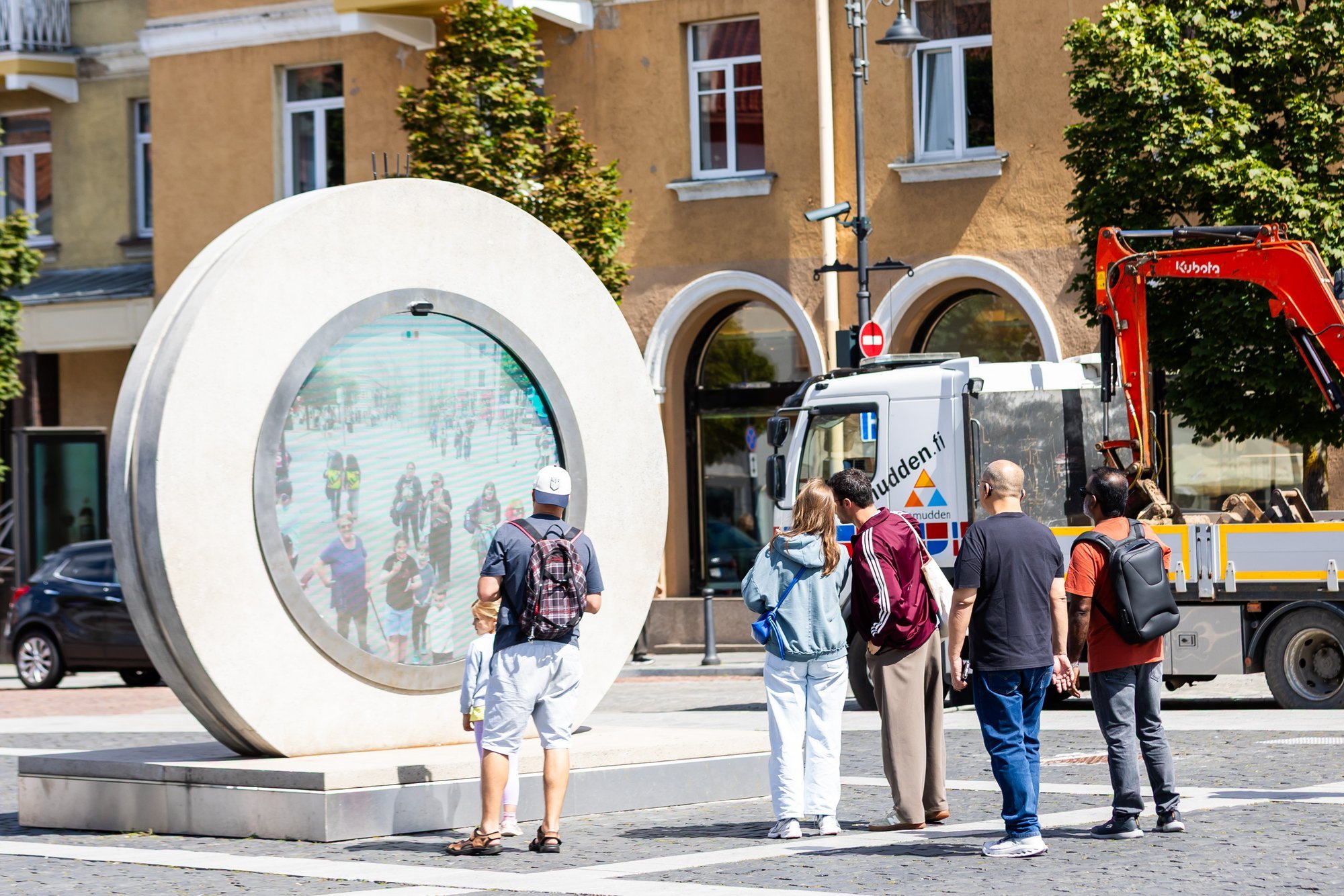 Lithuania braces for warmer weather, with a chance of thunderstorms