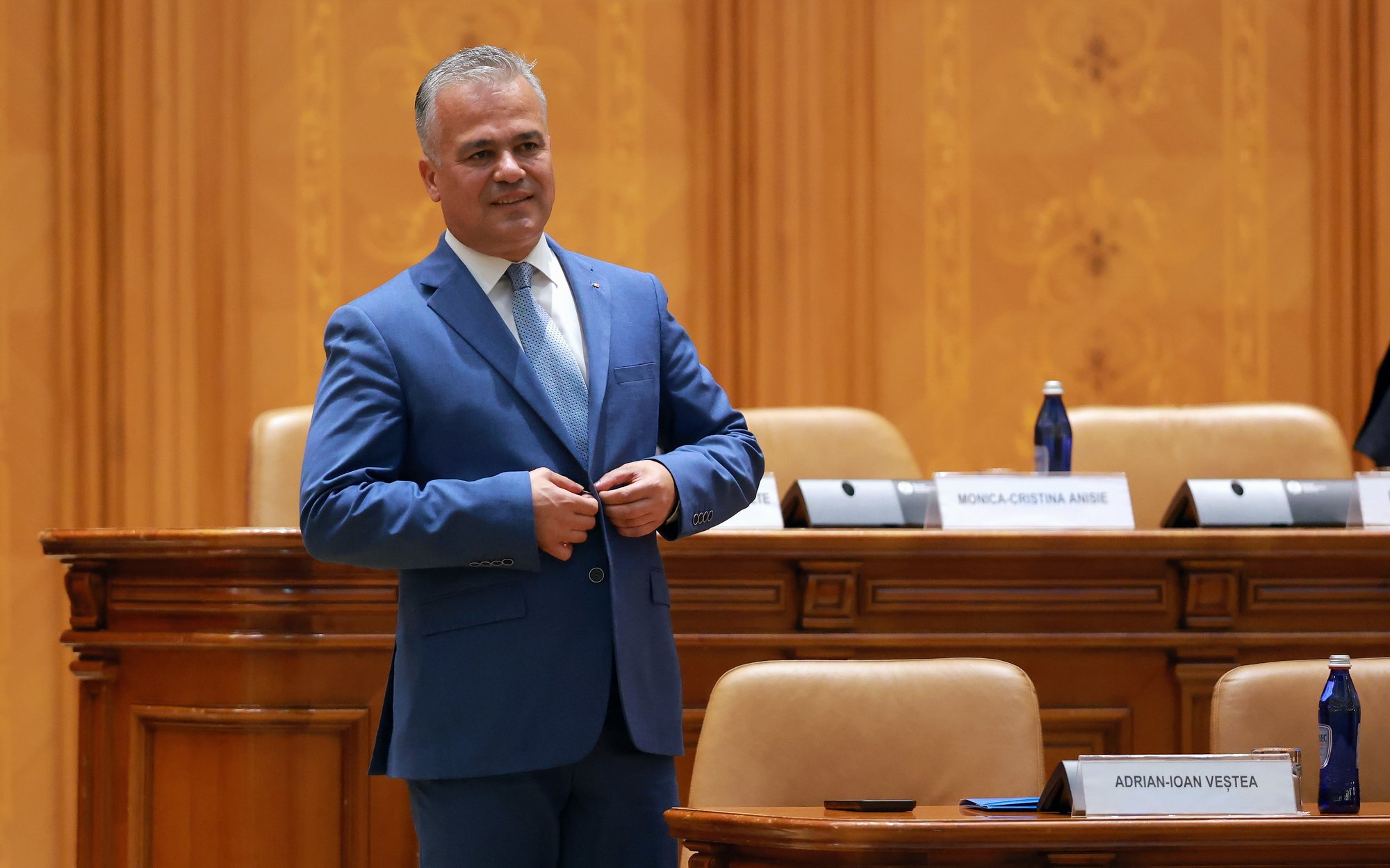 Romanian parliament fails to confirm pro-Western Vestea as premier