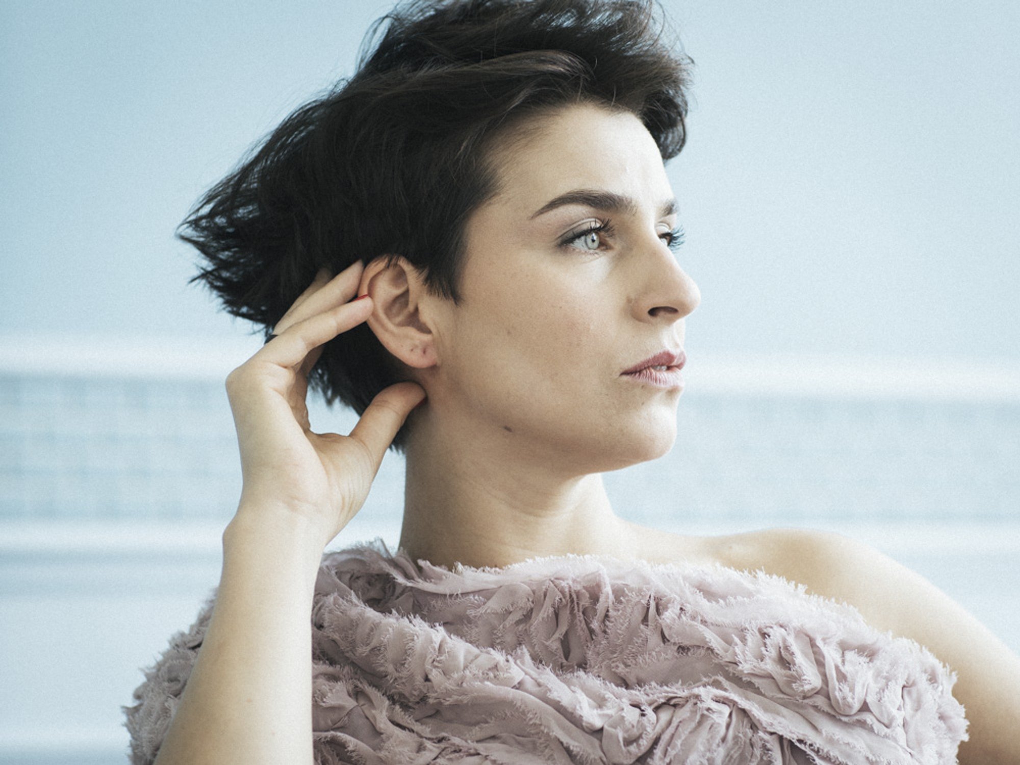 Director likens Lithuanian soprano's international opera award to an ...