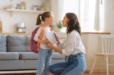 Psicholog? atsak?, ar t?vai gali būti geriausiais savo vaik? draugais