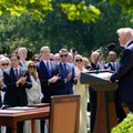 Trumpo kalboje – nė žodžio apie besitraukiantį Waltzą