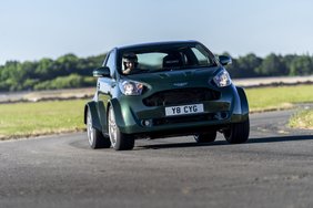 Ma?as, bet piktas – ?Aston Martin V8 Super Cygnet“: vienintelis toks pasaulyje ir ?iuo metu parduodamas 