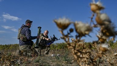 Karo ekspertai: rusams taip pat trūksta pajėgų