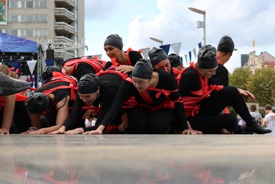 Monikos Dirsytės performansas Kamuolys