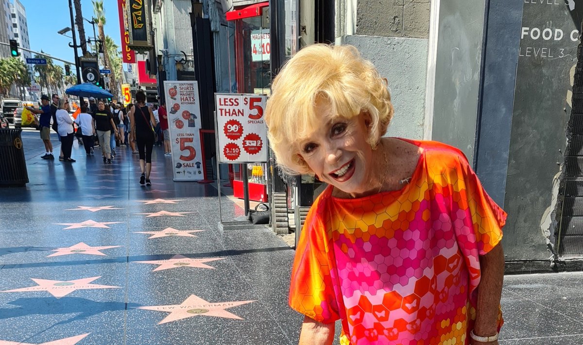 Ruta Lee