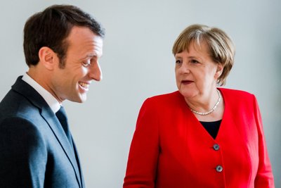 Emmanuelis Macronas, Angela Merkel