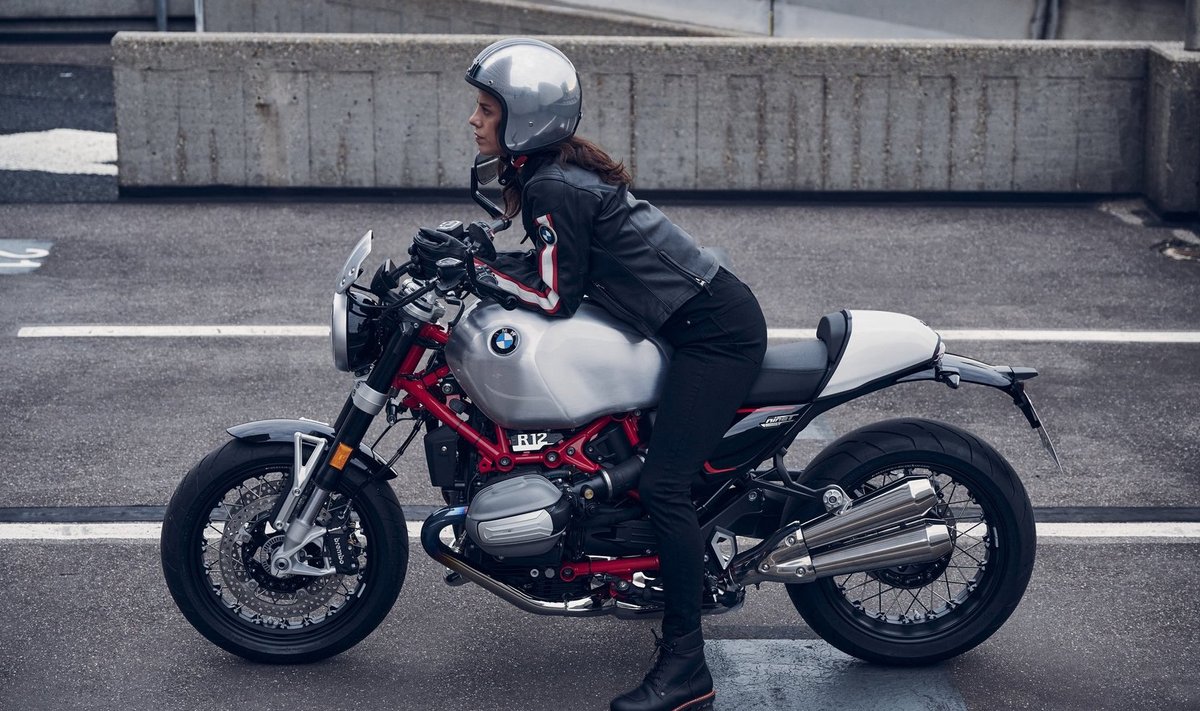 BMW R 12 nineT motociklas