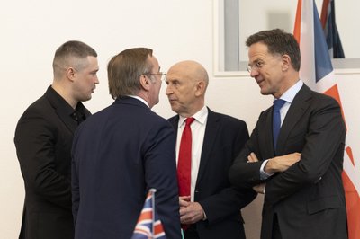 NATO vadovas paragino sąjungininkes nepamiršti Ukrainos