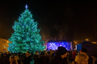 Kalėdų eglutės įžiebimas Rokiškyje