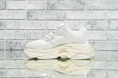 Balenciaga Triple S