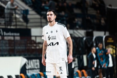 Nando De Colo