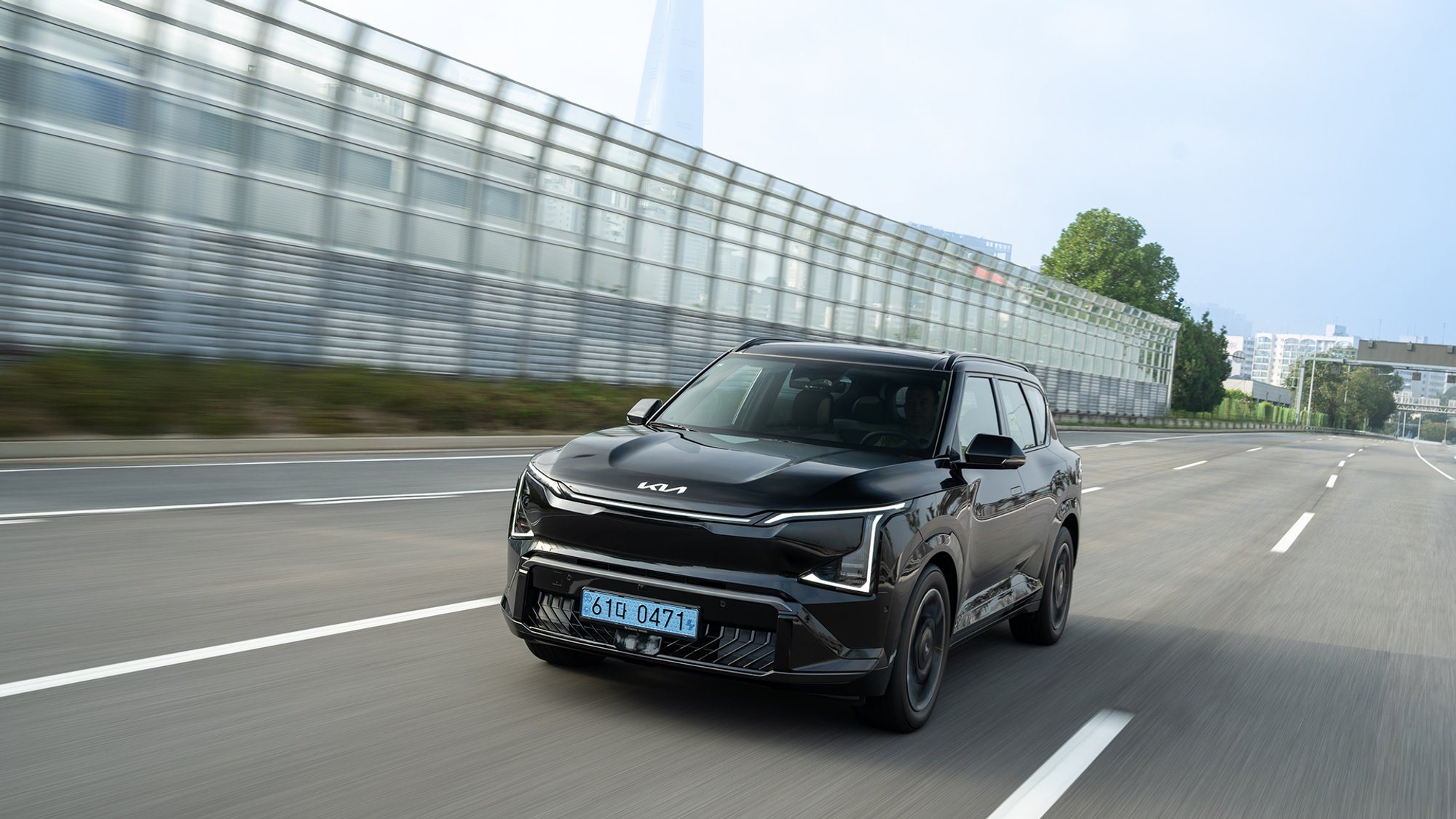 European EV Market Shifts: Kia's Local Production Offers Alternative to Expensive Chinese Imports