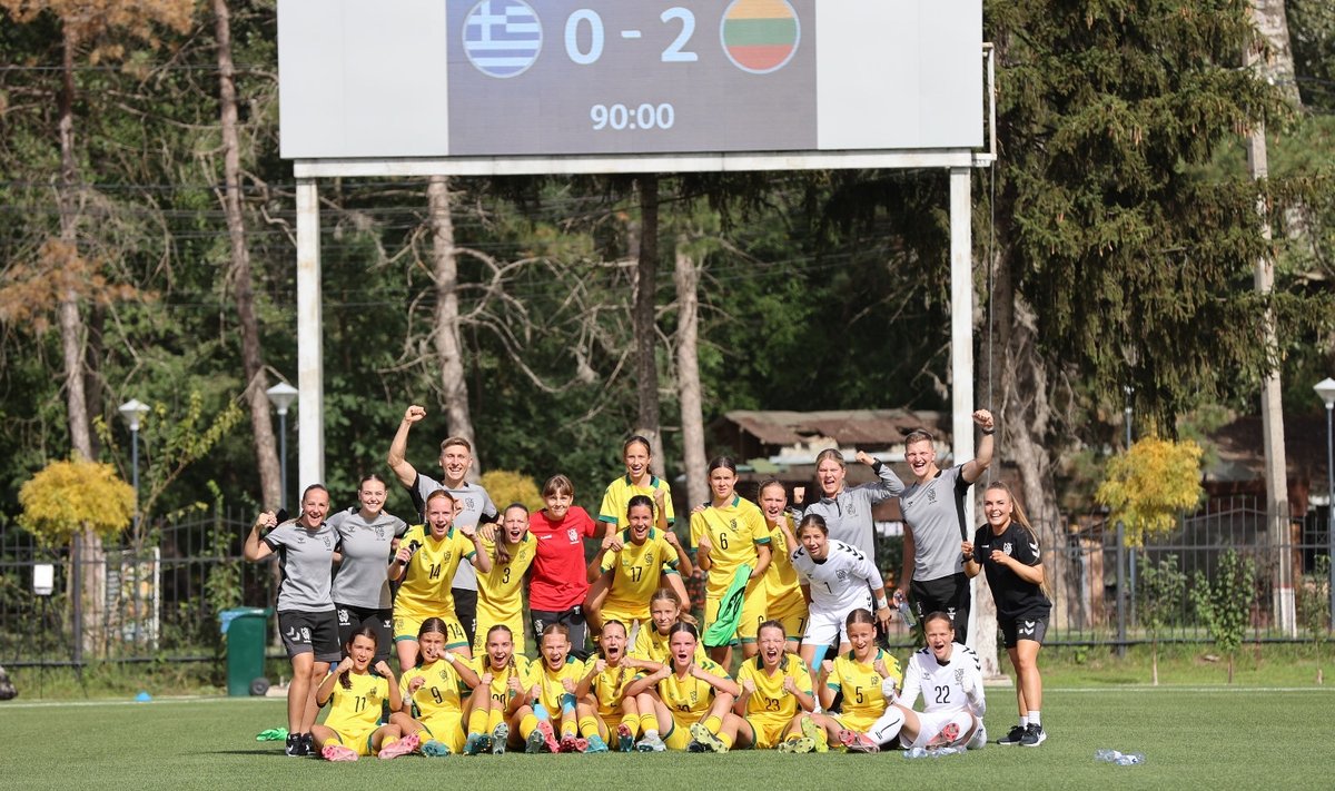 Lietuvos merginų iki 15 metų futbolo rinktinė