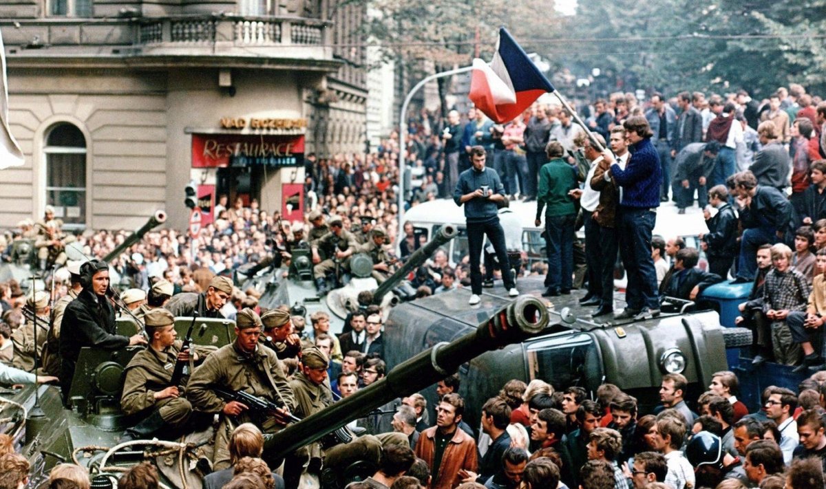 Prahos pavasaris: sovietams čekoslovakai priešinosi taikiai - 3