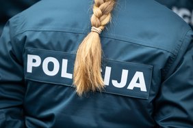 Policijos pareigūnė pasidalijo atviru laišku apie nepakeliamas darbo sąlygas: jei pasiskųsi, iš tavęs tik pasijuoks