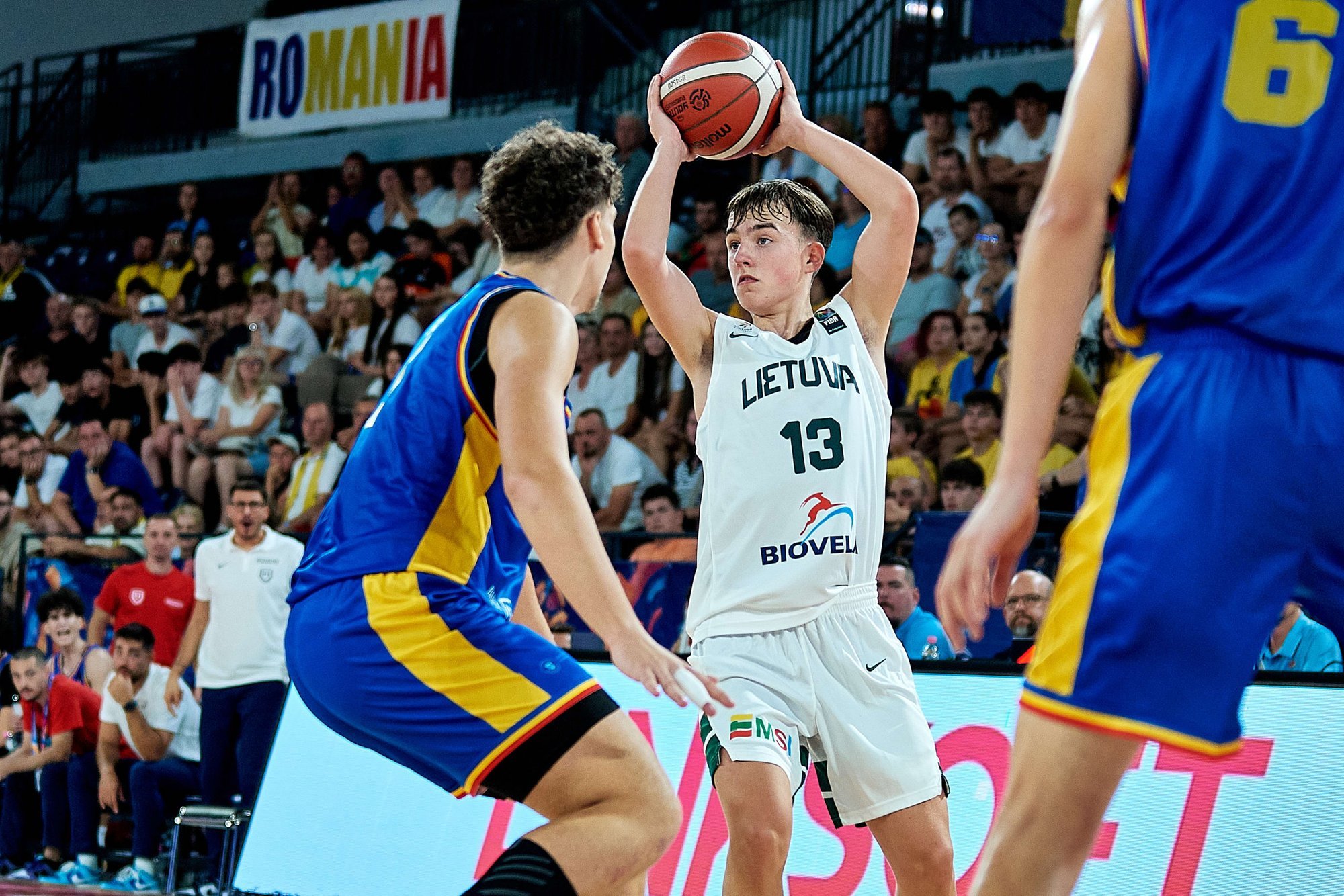 Jasikevičius shines as Lithuania's U16 team defeats Romania