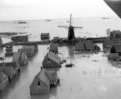 Potvynis Nyderlanduose 1953 metais, kuomet audra pralaužė pylimus