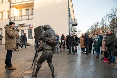 Kęstučio Balčiūno skulptūra-akcentas „Pirmas filmas“