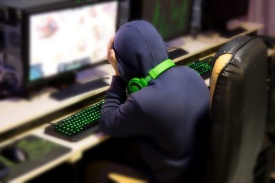 Šiuolaikinio jaunimo psichikos sveikatai nemažai kenkia ekranai (asociatyvi nuotr.)