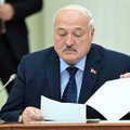 Лукашенко подписал указ о помиловании 30 политзаключенных