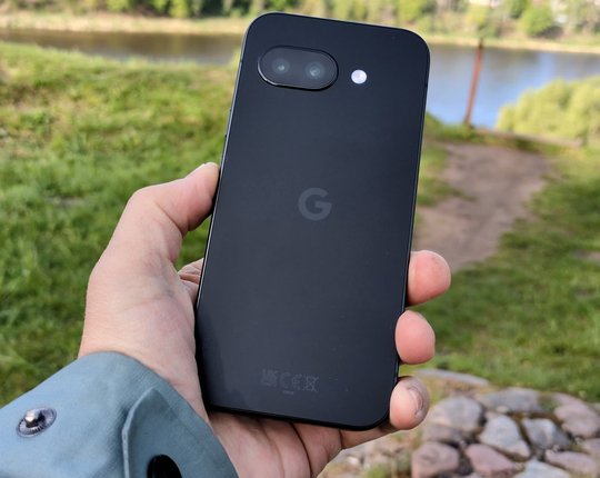 Profesionalas apžvelgė ir įvertino naująjį „Google Pixel 9a“: aukšta kokybė už prieinamą kainą