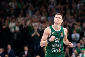 Save plakęs Butkevičius buvo griežtas ir kitiems: jei negali žaisti, pasiimk penkias pražangas ir sėsk