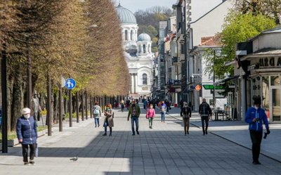 Kaune atidarytos lauko kavinės