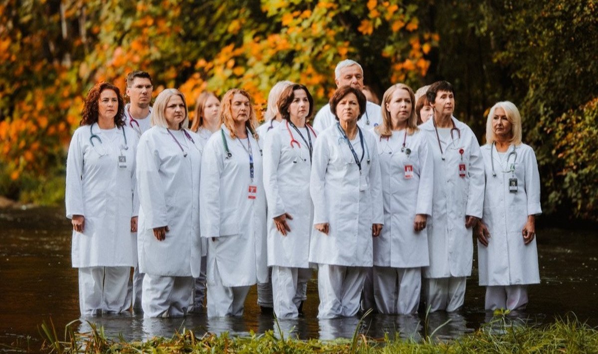 Gydytojų komanda kampanijos „Ankstukai“ filmavime