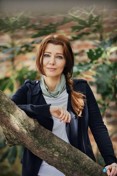 Elif Shafak 