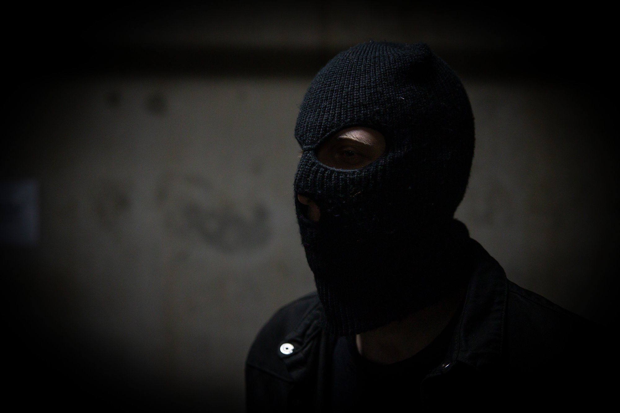 Man Attacked, Robbed Near Vilnius Apartment Building