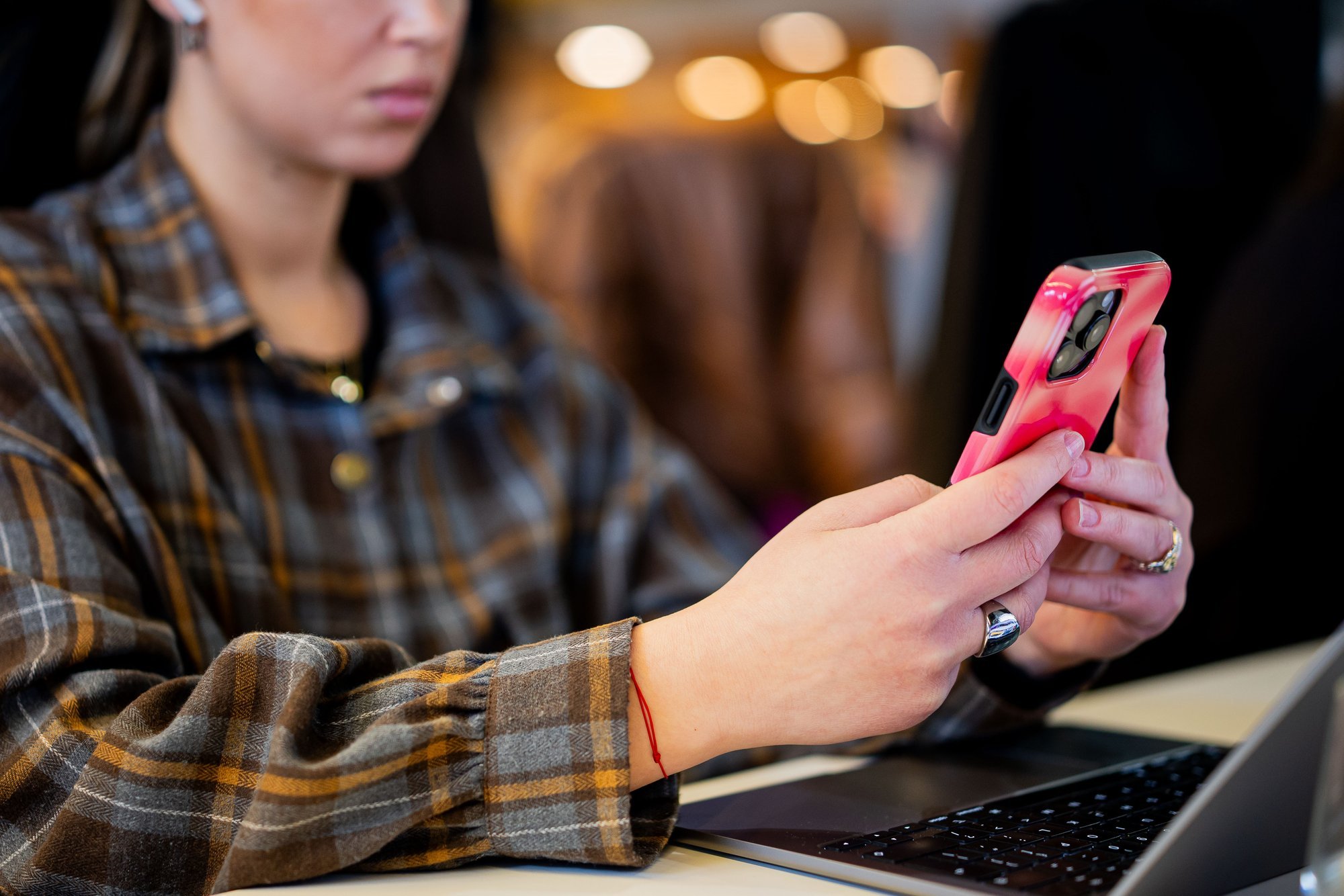 Former Facebook employee: My 14-year-old daughter became a target