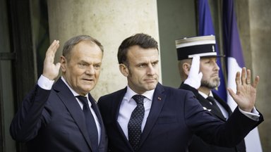 Tuskas ir Macronas paskelbė apie „istorinį susitarimą“ 