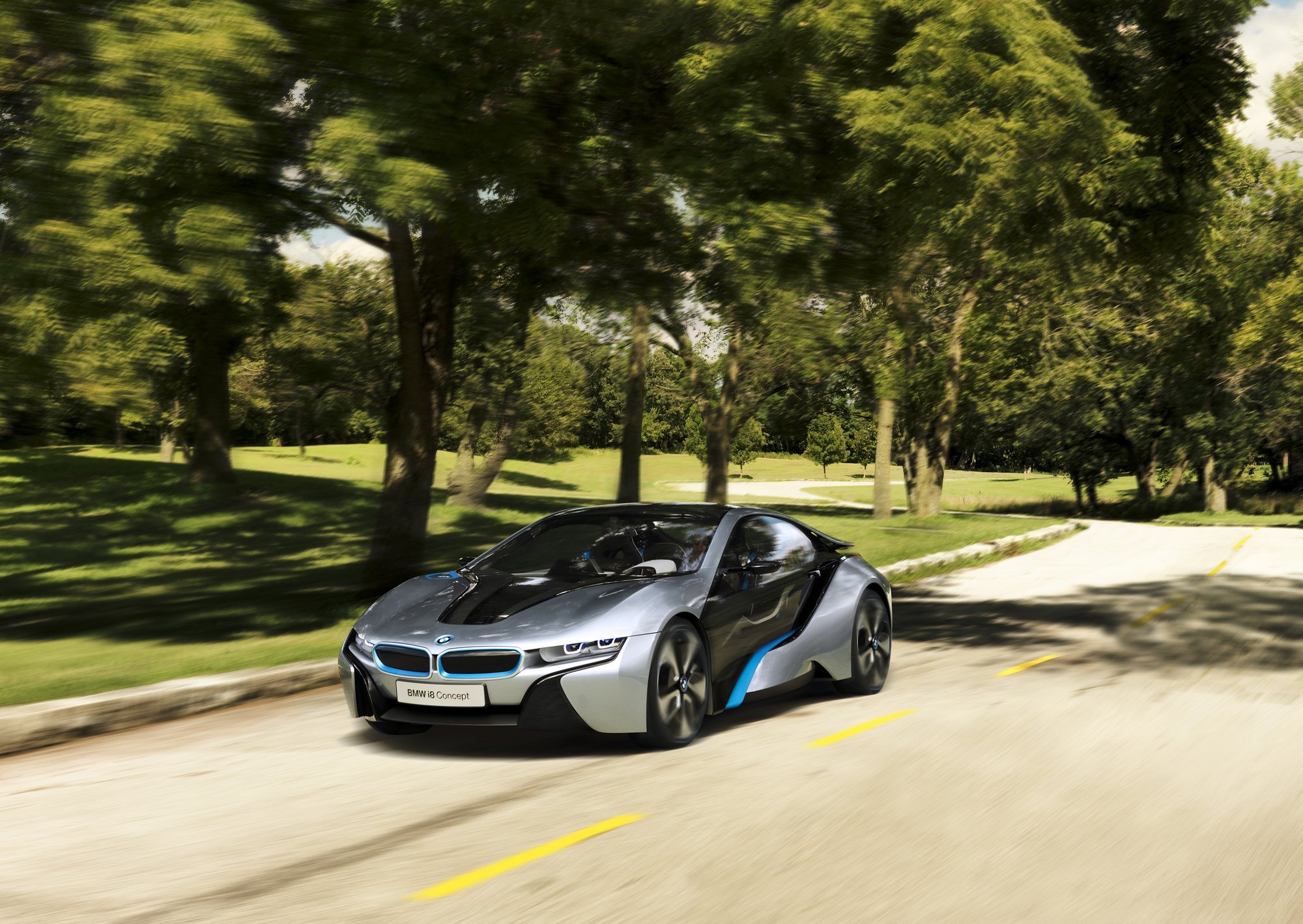 Hibridinio „BMW i8“ kaina perkops 100 tūkst. eurų - Delfi auto