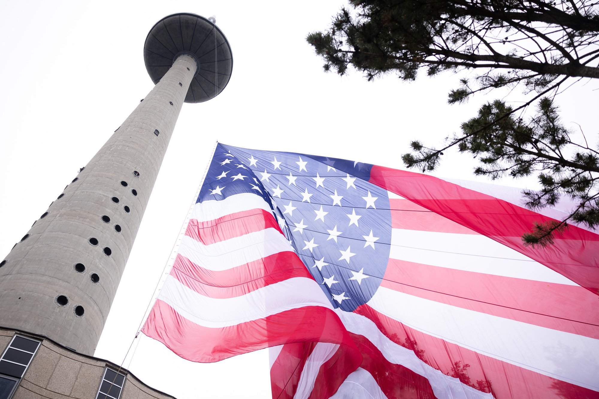 Record-breaking U.S. flag flies at Vilnius TV Tower for Independence anniversary